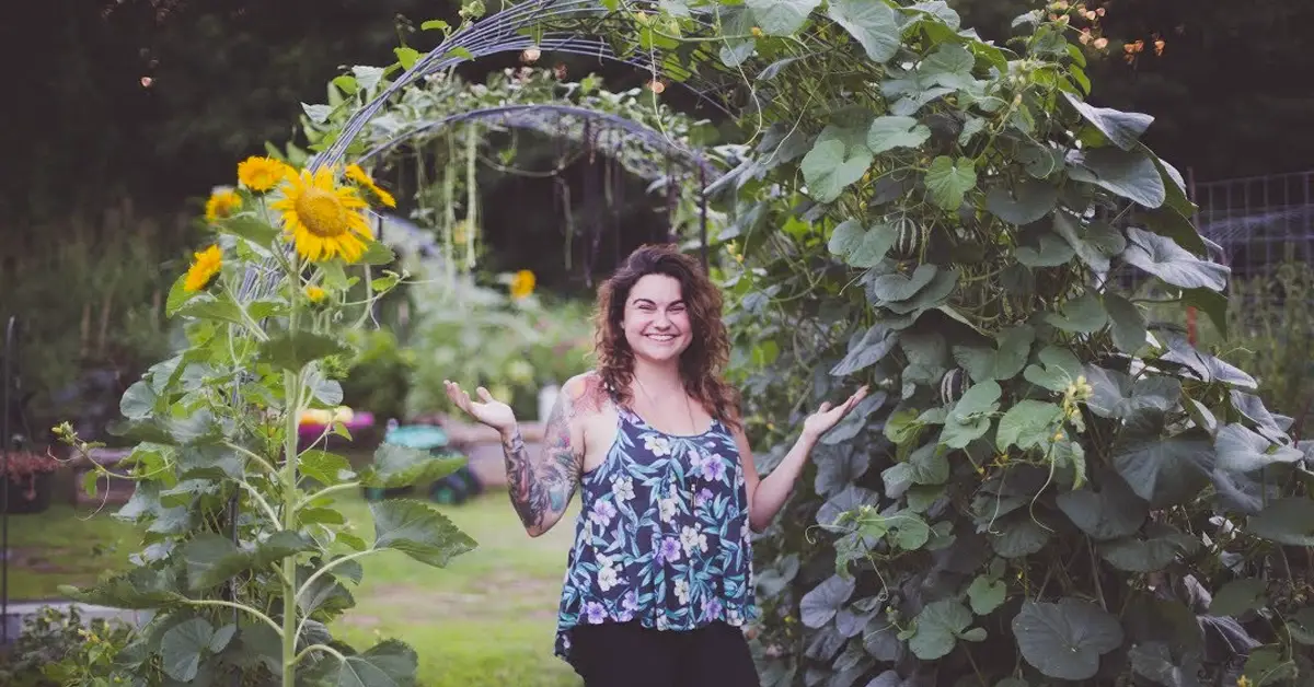 DIY arched trellis